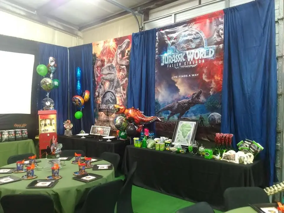 Jurassic dinosaur party setup